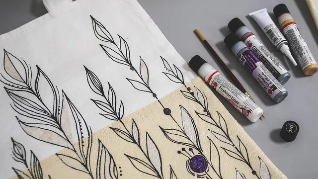 tote bag, painting, artwork, fashion, paints, creation, design, tote bag, tote bag, tote bag, tote bag, tote bag. Promotional merchandise foundations: definitions, demand and sourcing routes