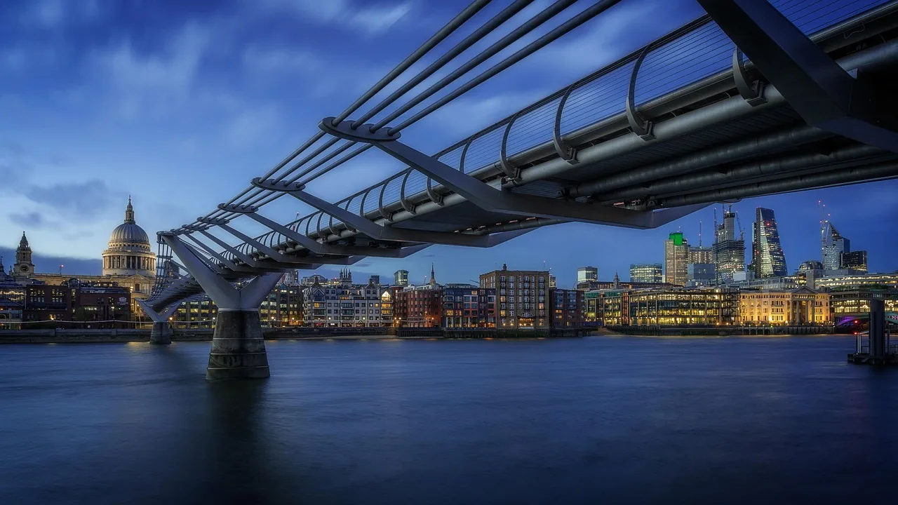 london, blue hour, england, travel, city, night sky, night, sky, westminster, tourism, famous, nature, skyline, thames, architecture, uk, landmark, tower, river, bridge, english, britain, evening, landscape